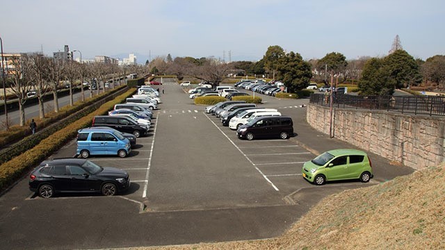 国営昭和記念公園の立川口駐車場です。