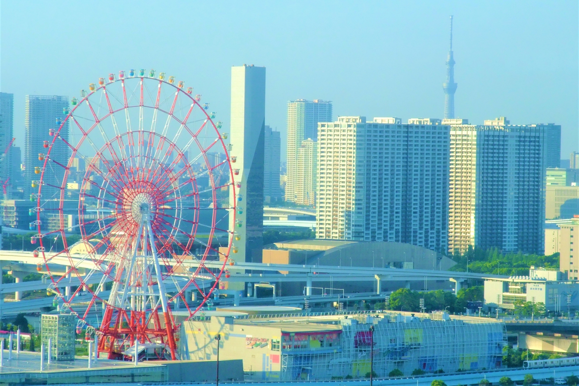 【お台場】子供が喜ぶ！遊び場スポット3選｜観覧車や遊園地も